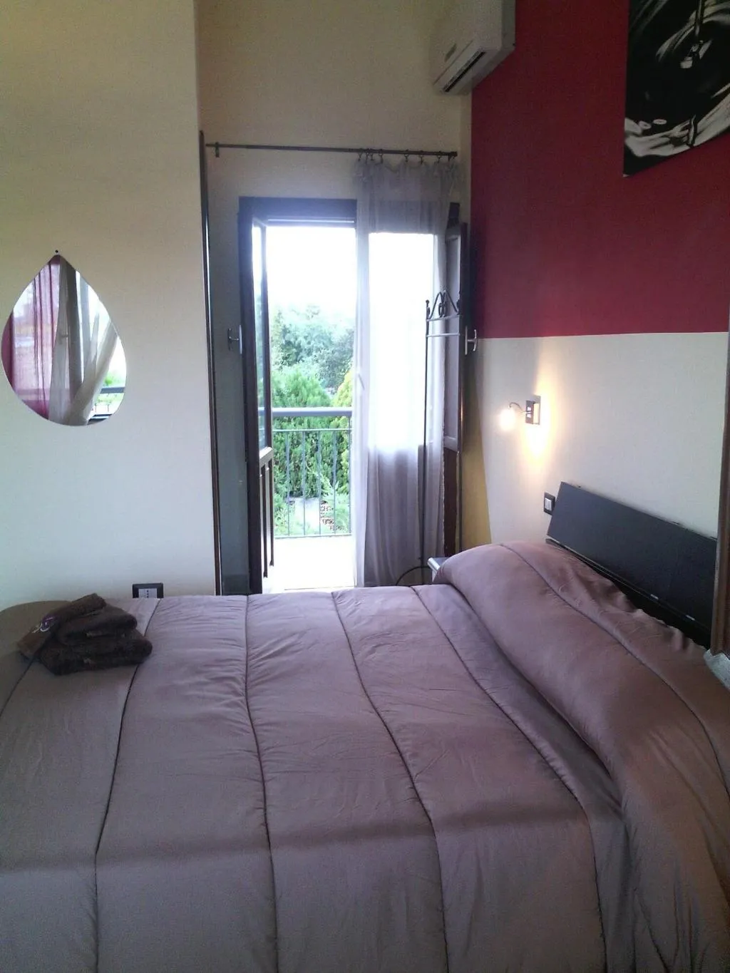 Room, B&B Villa Pia, Catania