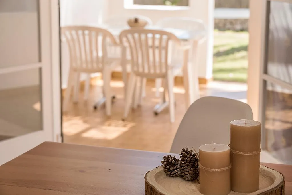 APARTMENT CAPACITY 4 ONE BEDROOM Room, Las Brisas I & II, Menorca
