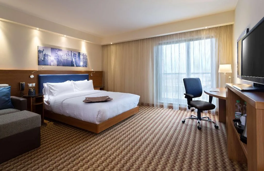 DOUBLE QUEEN SIZE BED Room, Hampton by Hilton Gdansk Airport, Gdansk