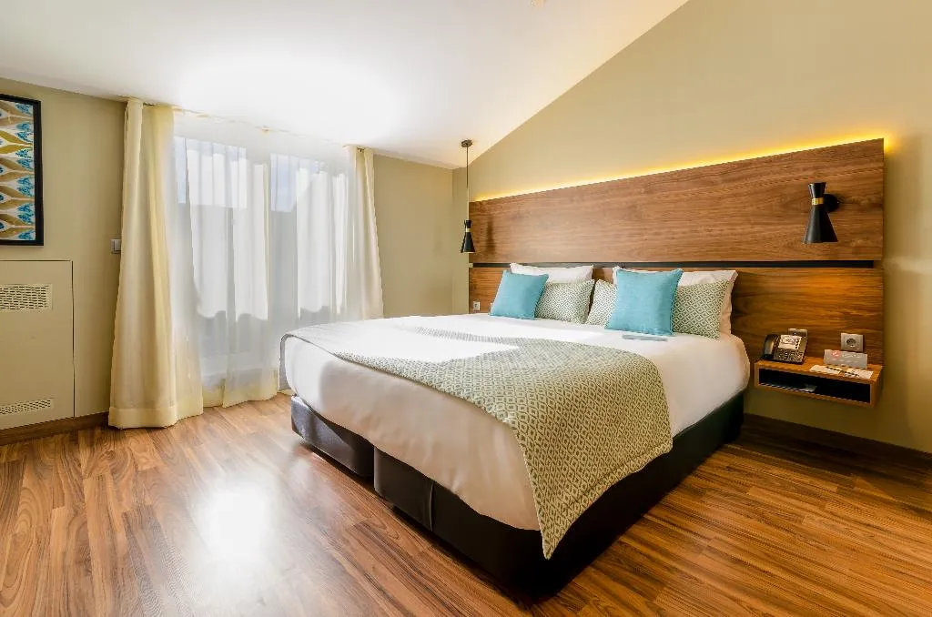 DOUBLE SINGLE USE STANDARD Room, Vincci Liberdade, Lisbon