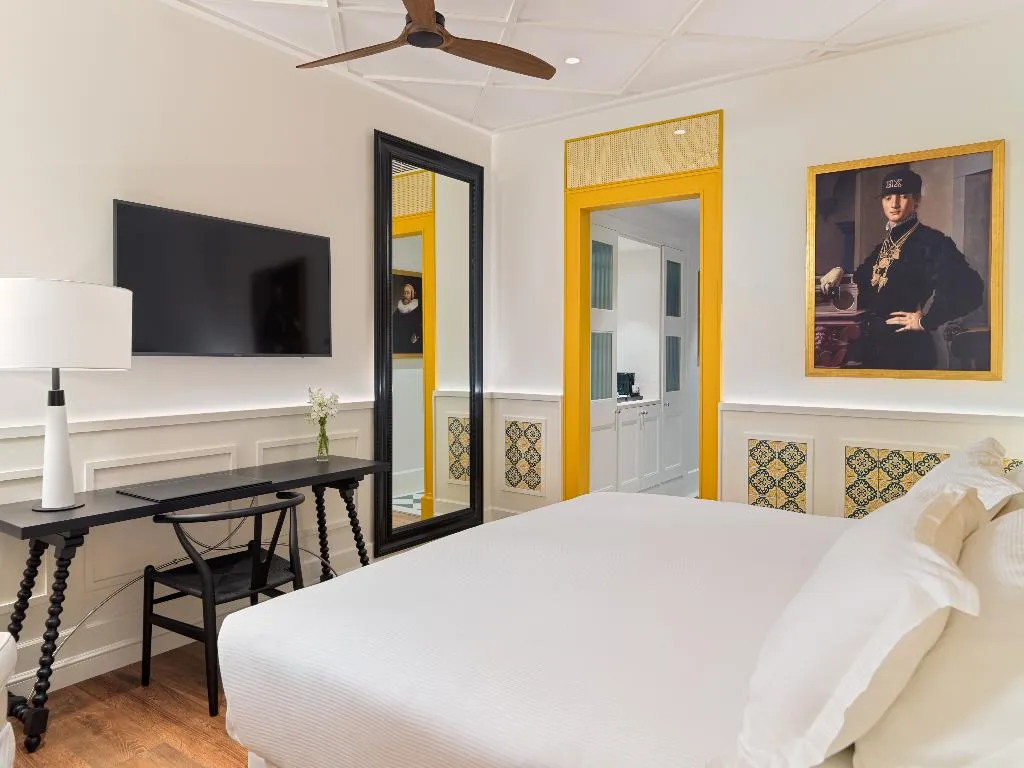 Double or Twin CITY VIEW Room, H10 Casa de la plata, Seville