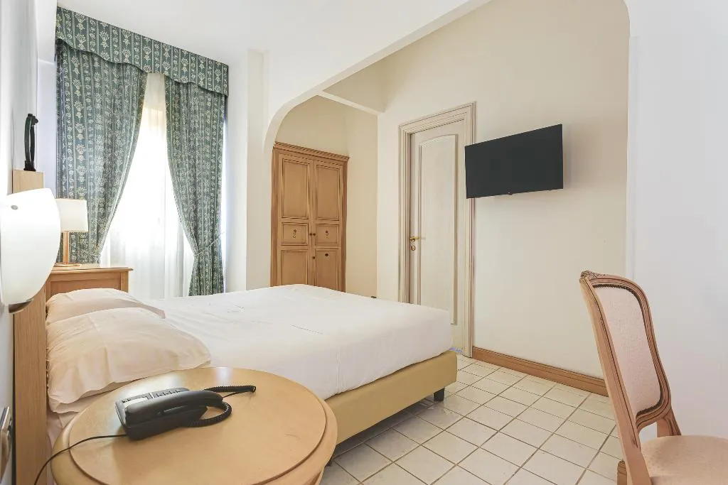 DOUBLE SINGLE USE BASIC Room, Cavalluccio Marino Hotel, Rome