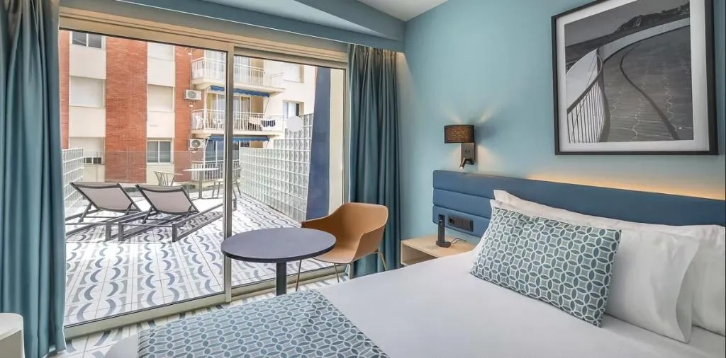 Room DELUXE SIDE SEA VIEW Room, Barcelo Benidorm Beach - Adults Recommended, Costa Blanca