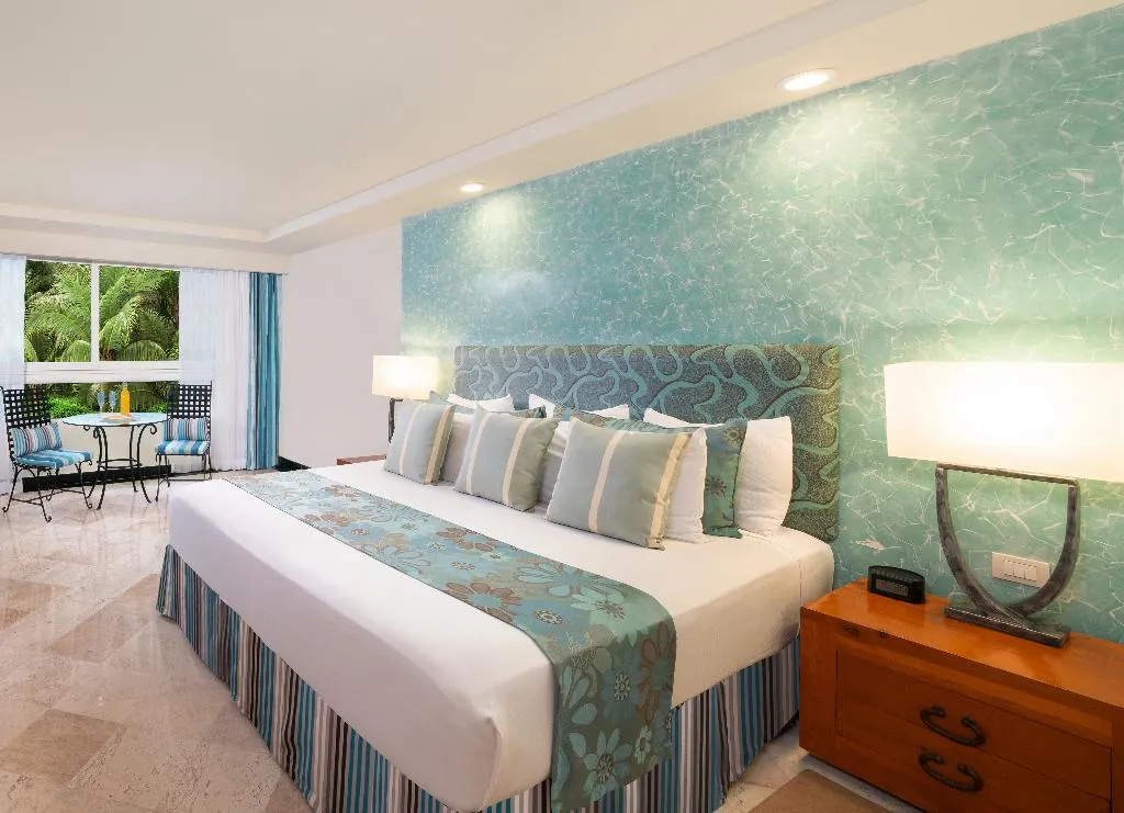 TRIPLE WITH VIEWS Room, The Sens Cancun By Oasis, Cancun Area