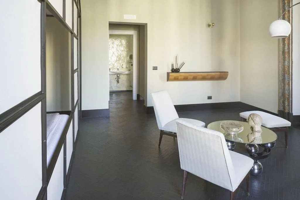 Room, Asmundo Di Gisira, Catania