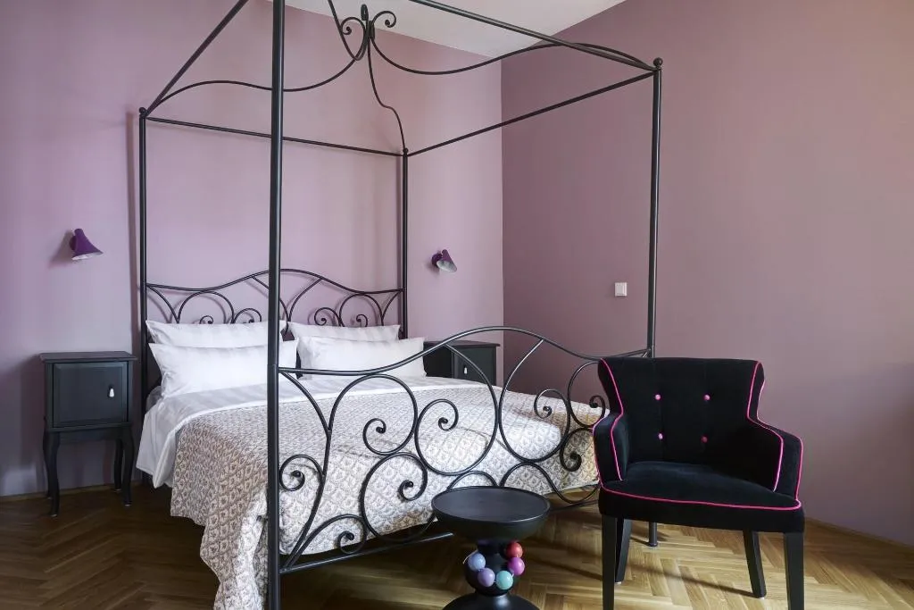 Room, The Circus Apartments, Berlin
