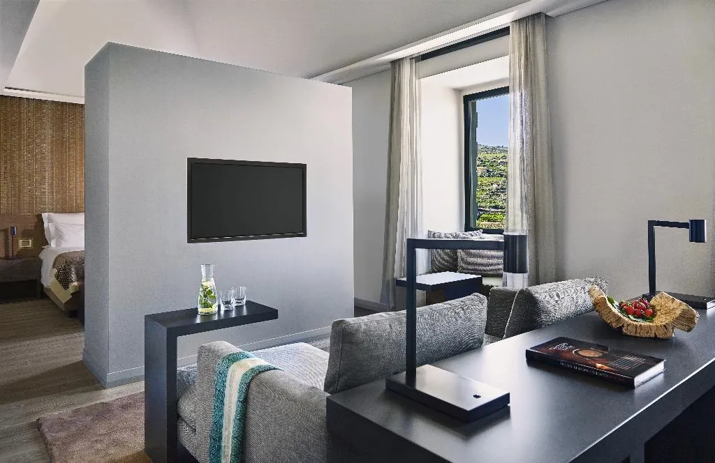 SUITE SUPERIOR Room, Six Senses Douro Valley, Porto