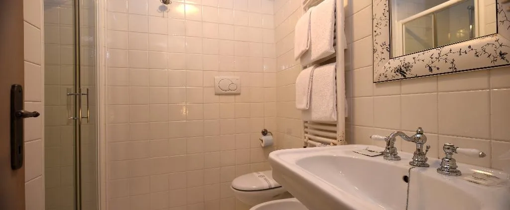 TRIPLE CLASSIC Room, Casa Martini, Venice