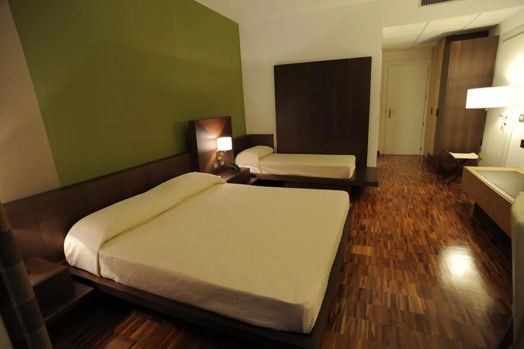 TRIPLE SUPERIOR WITH BALCONY Room, Eureka Palace Hotel Spa Resort, Catania