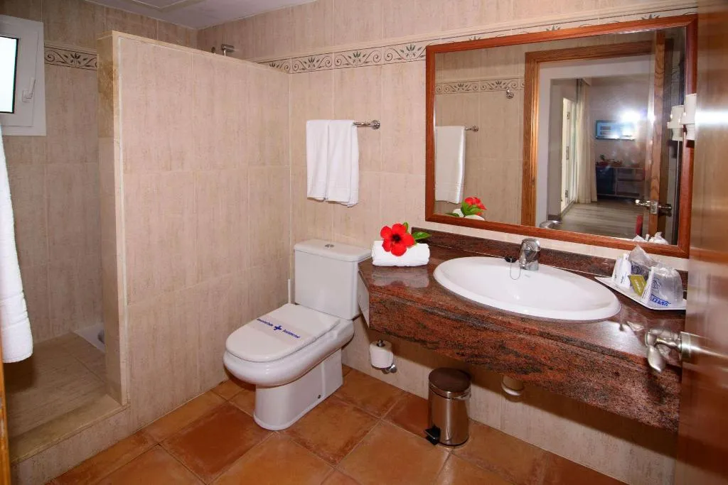 Room, Cala Llenya Resort Ibiza, Ibiza