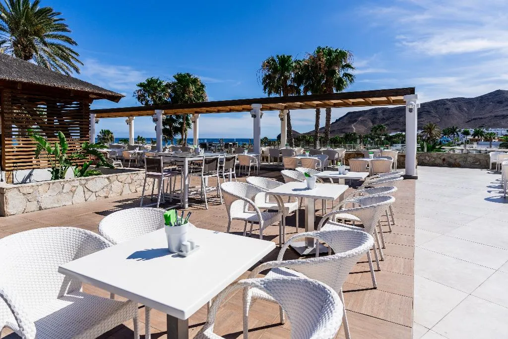 Terrace, Playitas Aparthotel, Fuerteventura