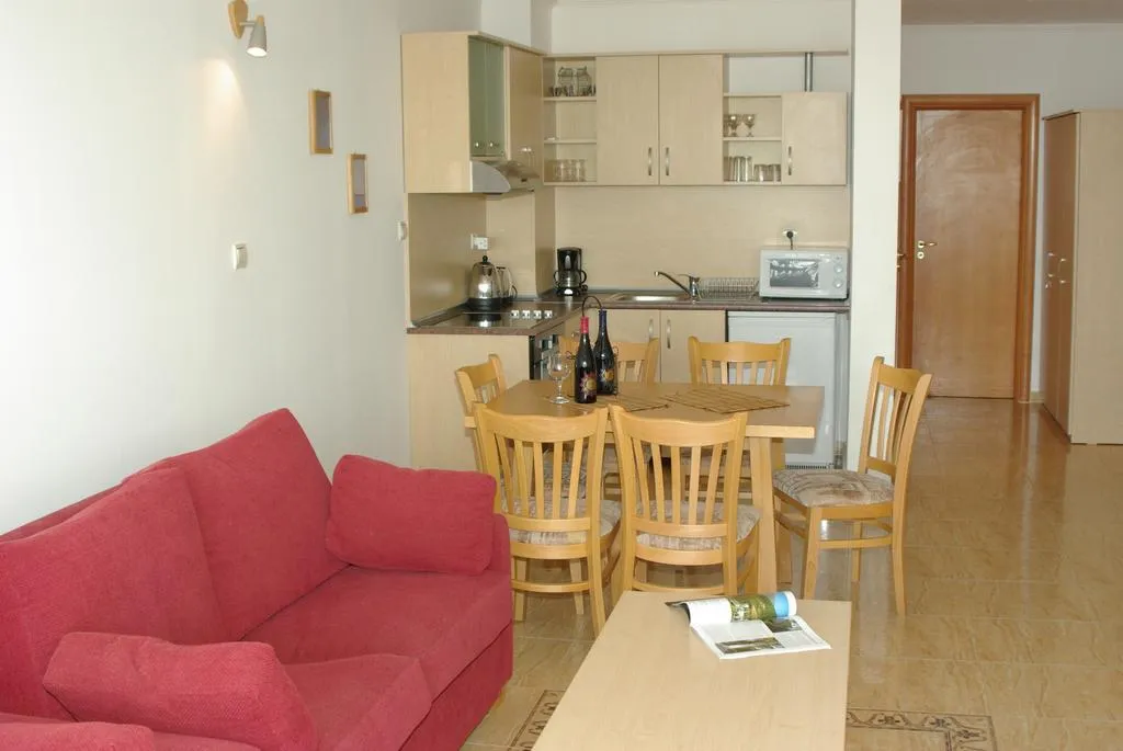 APARTMENT TWO BEDROOMS Room, Diamond Apartcomplex, Bourgas