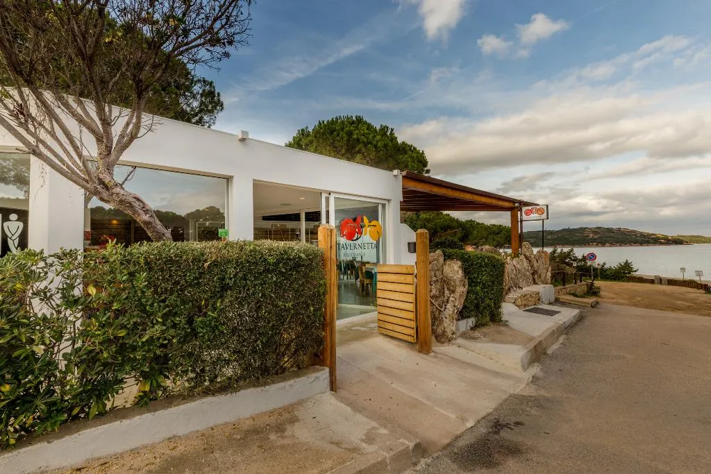 Restaurant, Lu Nibareddu Aparthotel, Olbia