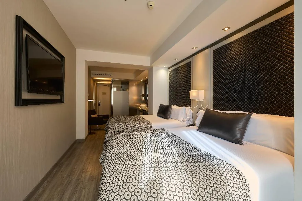 Double or Twin SUPERIOR Room, Catalonia Square, Barcelona