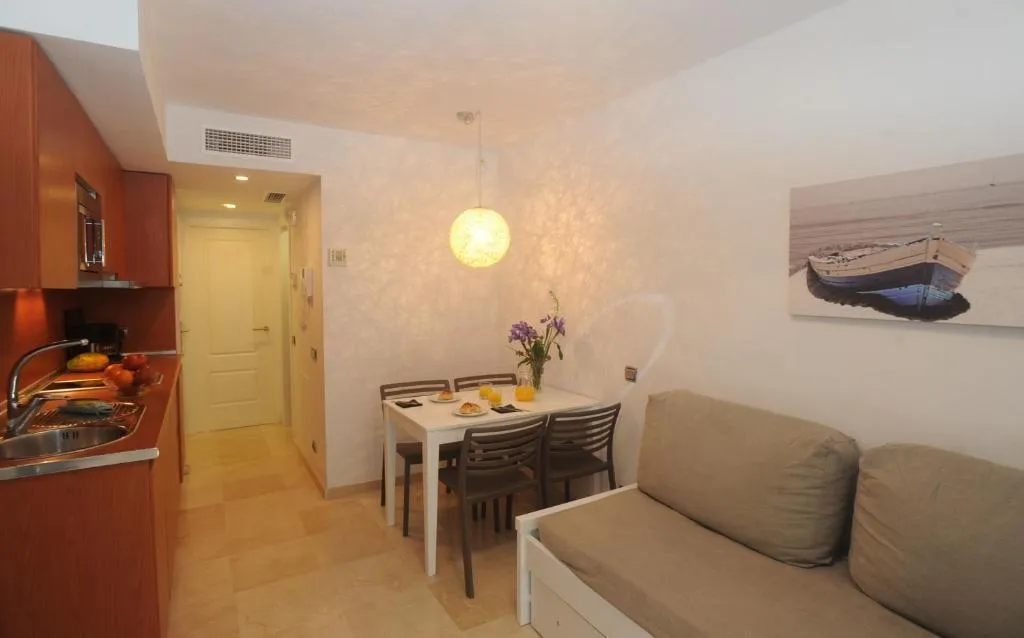 APARTMENT CAPACITY 3 ONE BEDROOM Room, Benalmádena Playa Good Places, Costa Del Sol