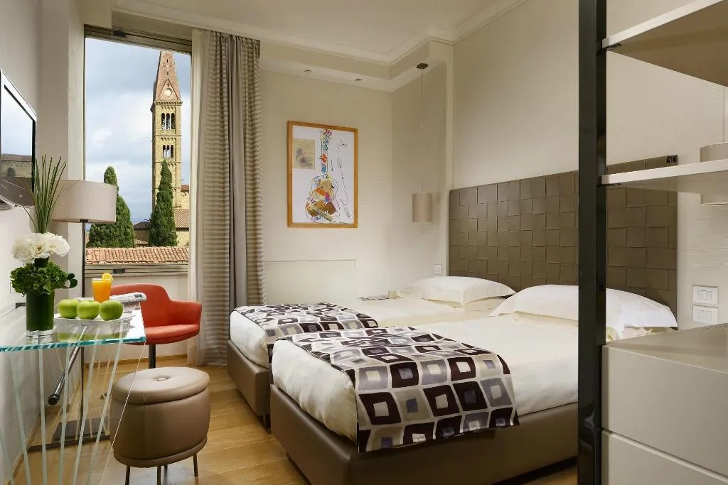 DOUBLE PREMIUM CITY VIEW Room, Grand Hotel Minerva, Florence