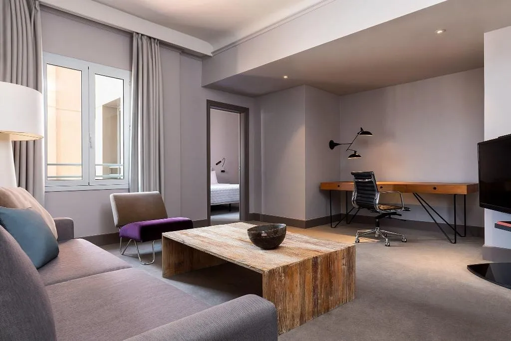 Room, Le Meridien Barcelona, Barcelona
