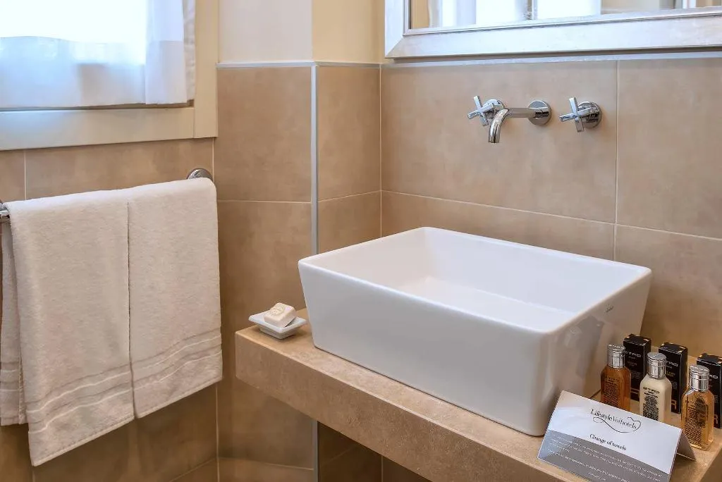 DOUBLE CLASSIC Room, Donna Camilla Savelli - VRetreats, Rome