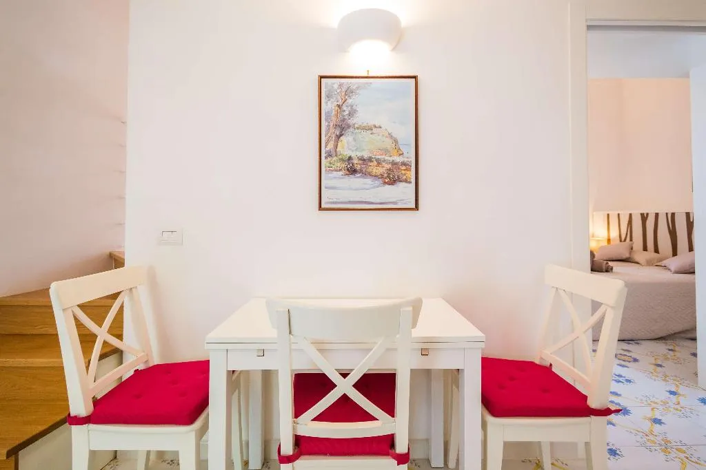FAMILY ROOM STANDARD Room, Hotel Le Axidie BW Signature Collection, Naples