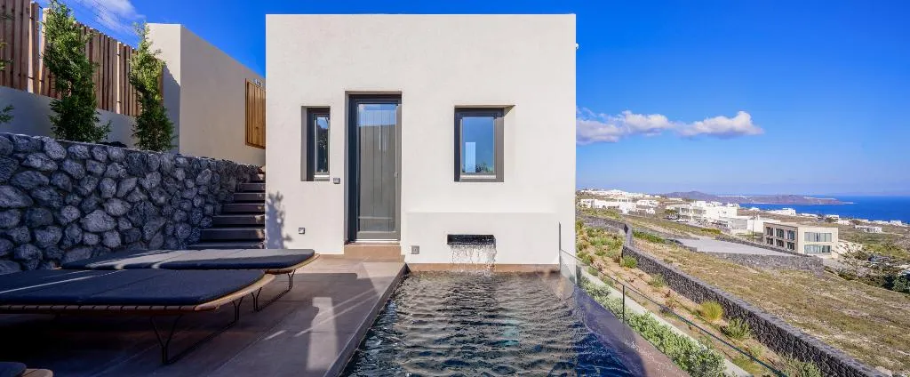 VILLA TWO BEDROOMS WITH PRIVATE POOL Room, Apikia Santorini, Santorini