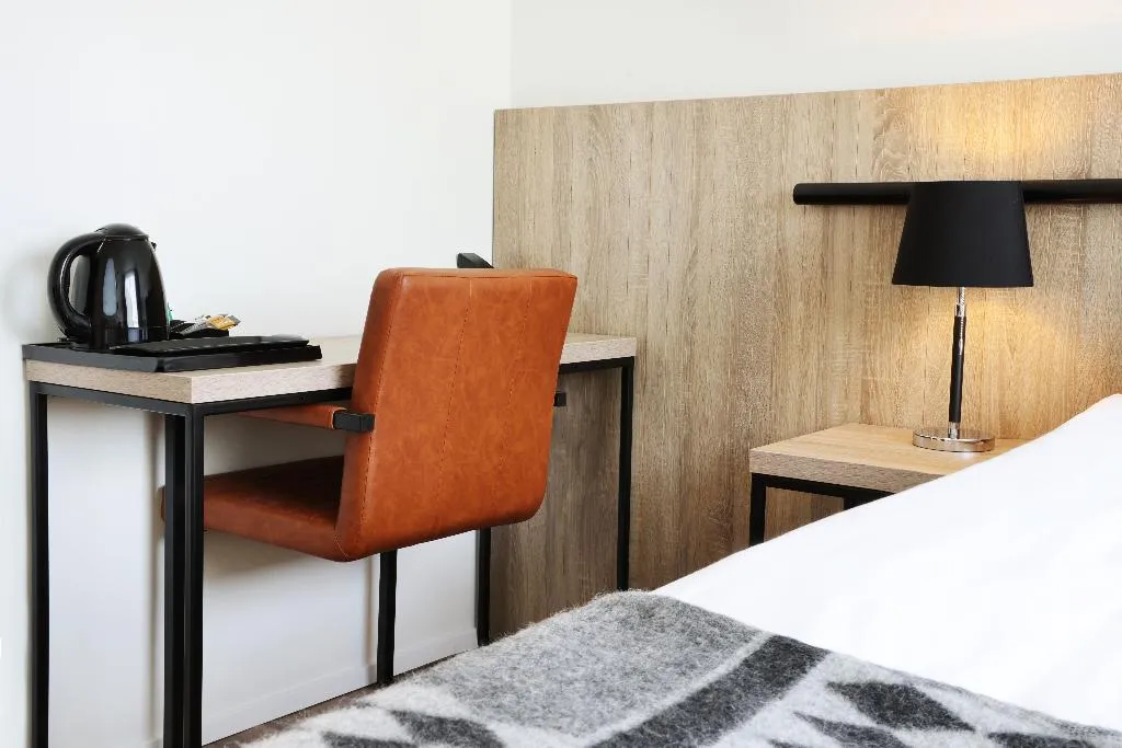 DOUBLE SINGLE USE STANDARD Room, Fosshotel Lind, Reykjavik