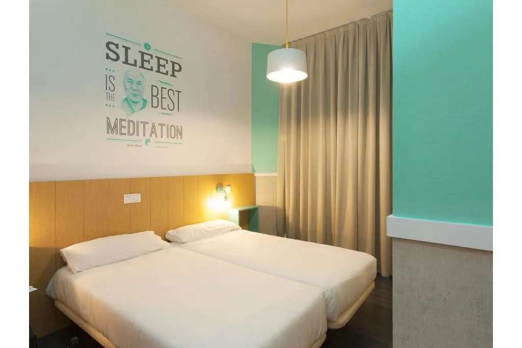 TWIN STANDARD Room, Ramblas by Pillow, Barcelona
