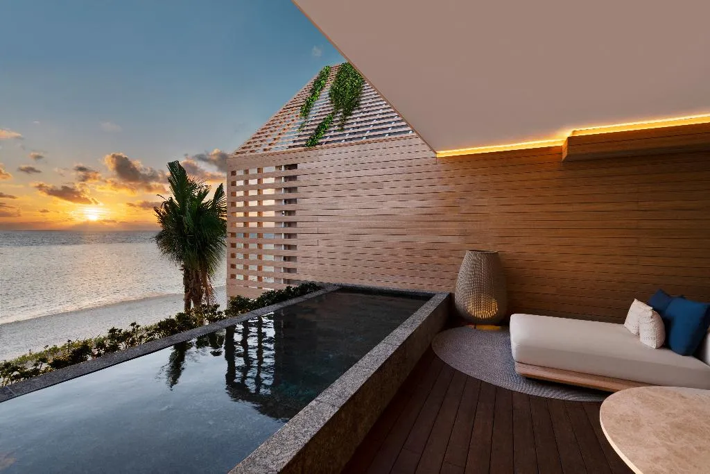 SUITE OCEAN FRONT WITH BALCONY Room, Banyan Tree Mayakoba, Cancun Area