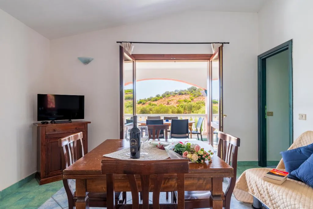APARTMENT CAPACITY 6 Room, Residence Oasi e Oasi Blu, Olbia