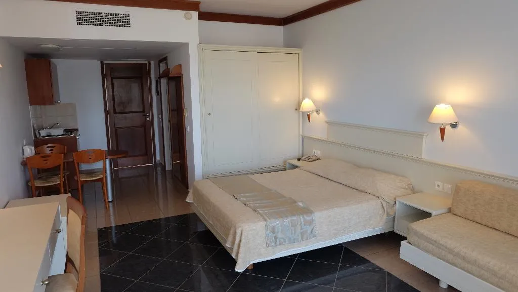 Double or Twin ANNEX Room, Kipriotis Maris Suites, Kos