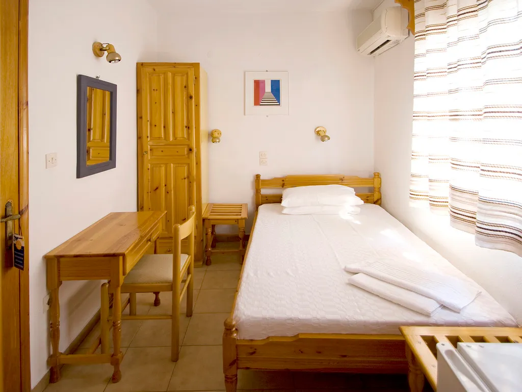 Double or Twin ECONOMY Room, Pension Eliza, Skiathos