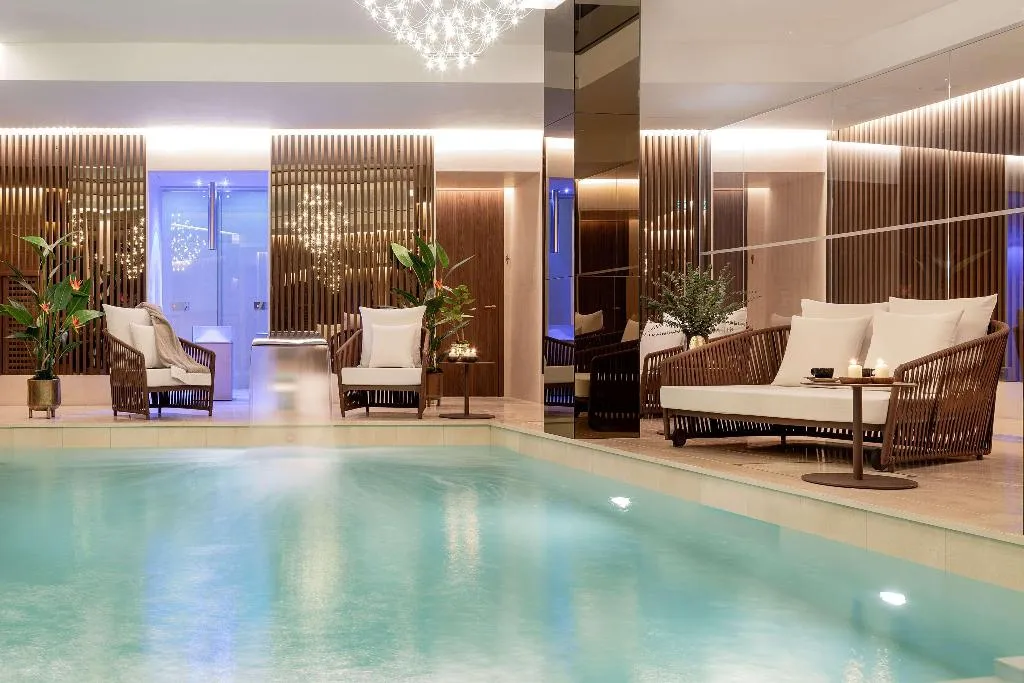 Pool, Palazzo Cordusio A Gran Melia Hotel, Naples