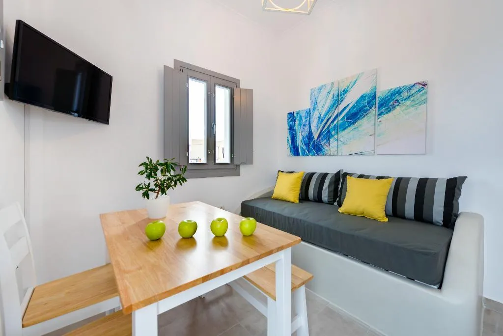 JUNIOR SUITE STANDARD Room, White Harmony Suites, Santorini