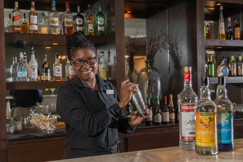 Bar, Sea Breeze Beach House All Inclusive by Ocean Htls, Barbados