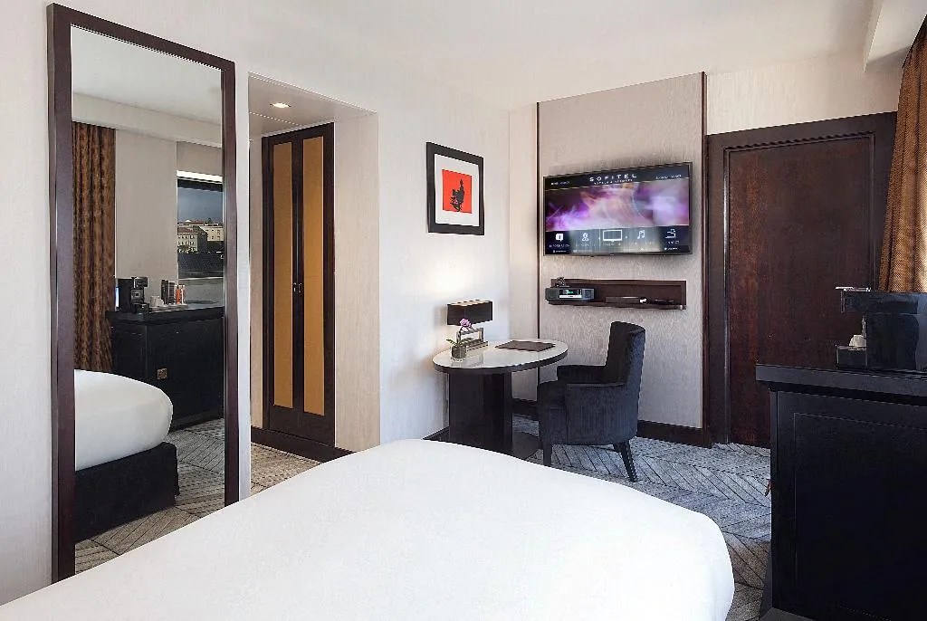 SINGLE SUPERIOR Room, Sofitel Lisbon Liberdade, Lisbon