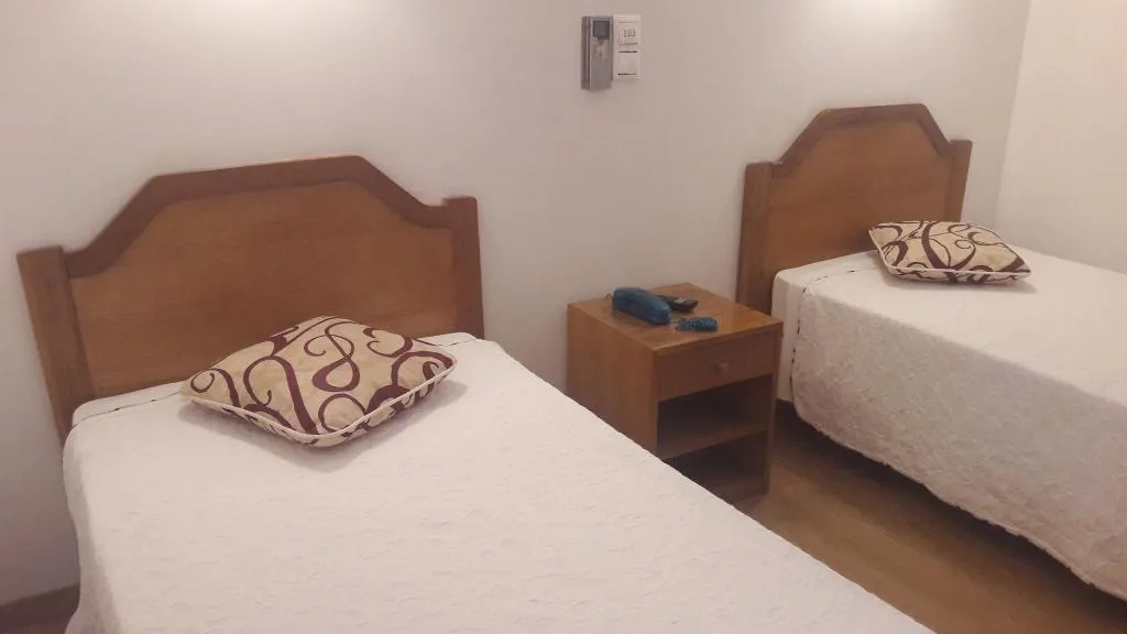 Room, Alicante, Lisbon