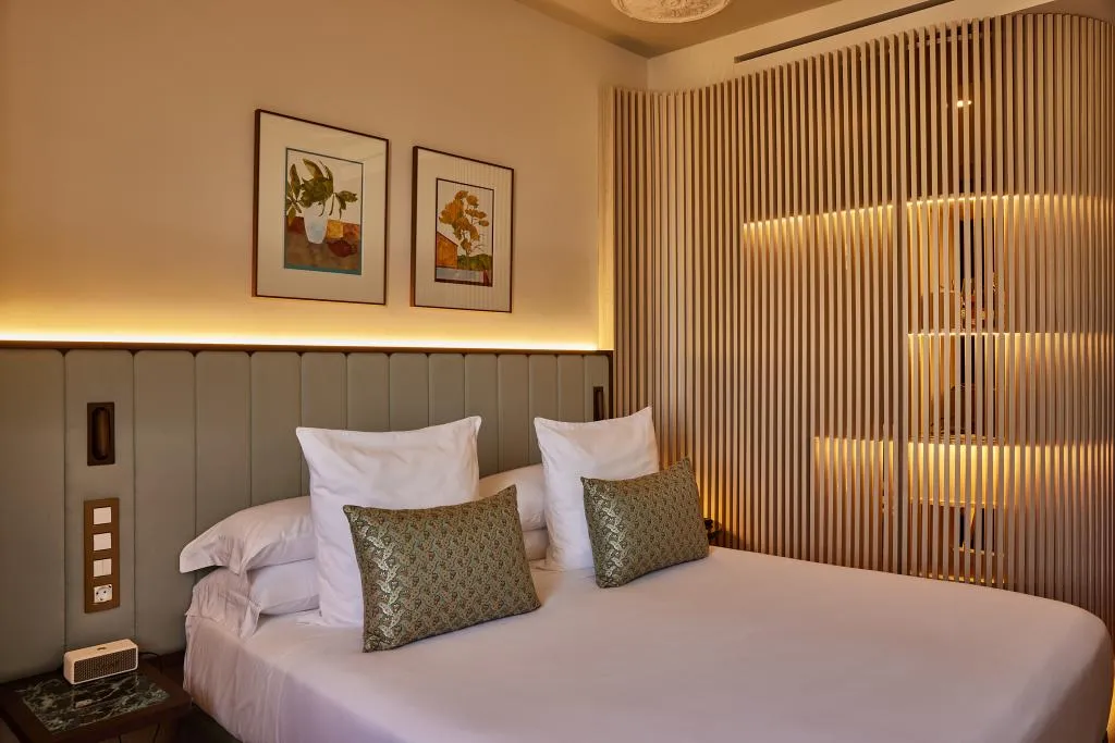 DOUBLE STANDARD Room, Grand Hotel Central, Barcelona