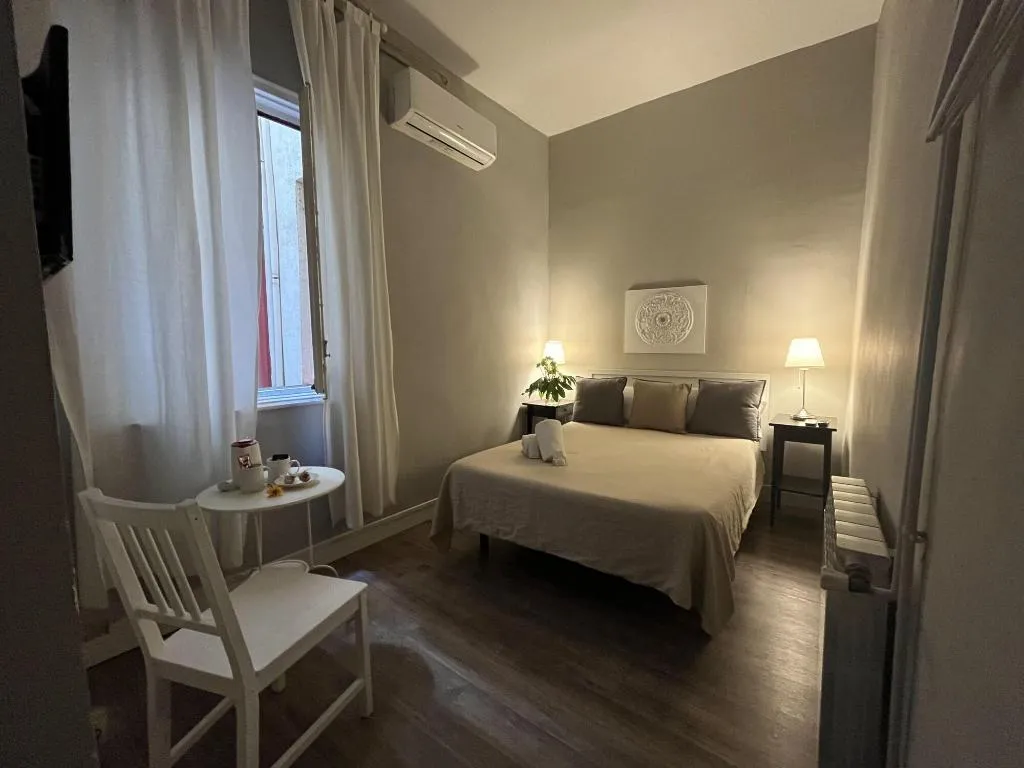 Room, El Hostall, Madrid