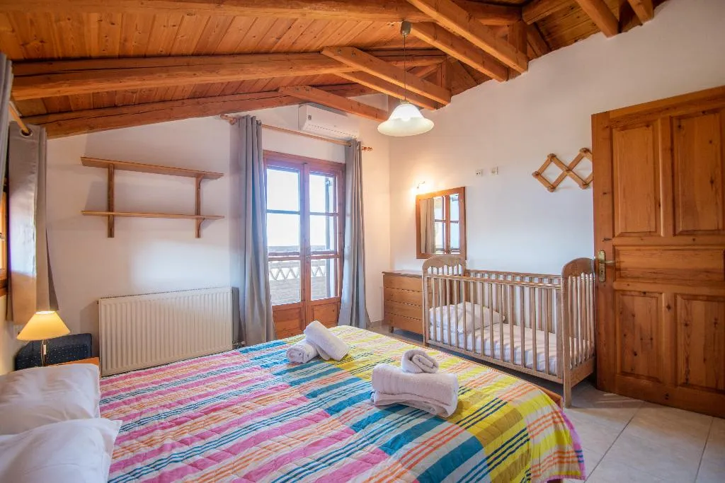 FAMILY ROOM THREE BEDROOMS WITH VIEWS Room, Aeolos Zante Villas, Zante