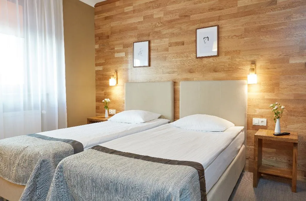 TRIPLE STANDARD Room, Batory, Krakow