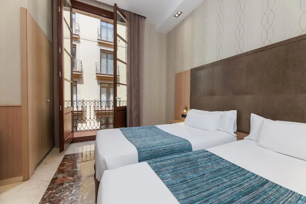 DOUBLE STANDARD Room, Hotel Gotico, Barcelona