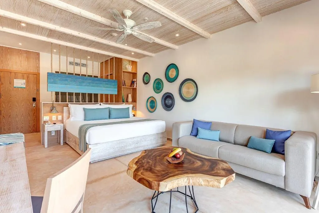 JUNIOR SUITE SUPERIOR OCEAN FRONT Room, Mystique Holbox by Royalton, A Tribute Portfolio, Cancun Area