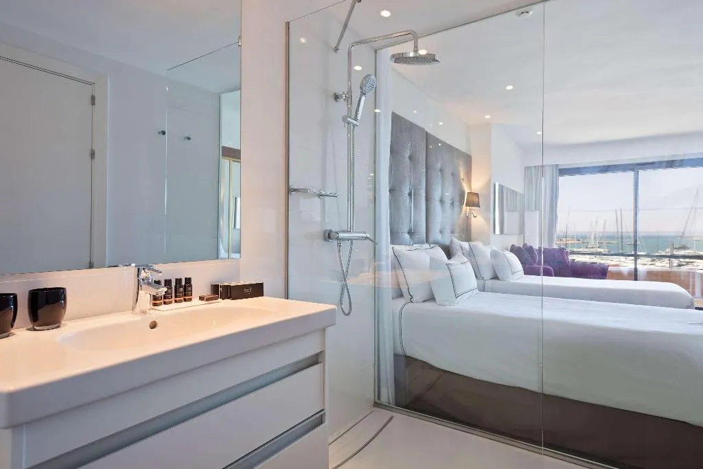 DOUBLE PREMIUM Room, Melia Palma Marina, Majorca