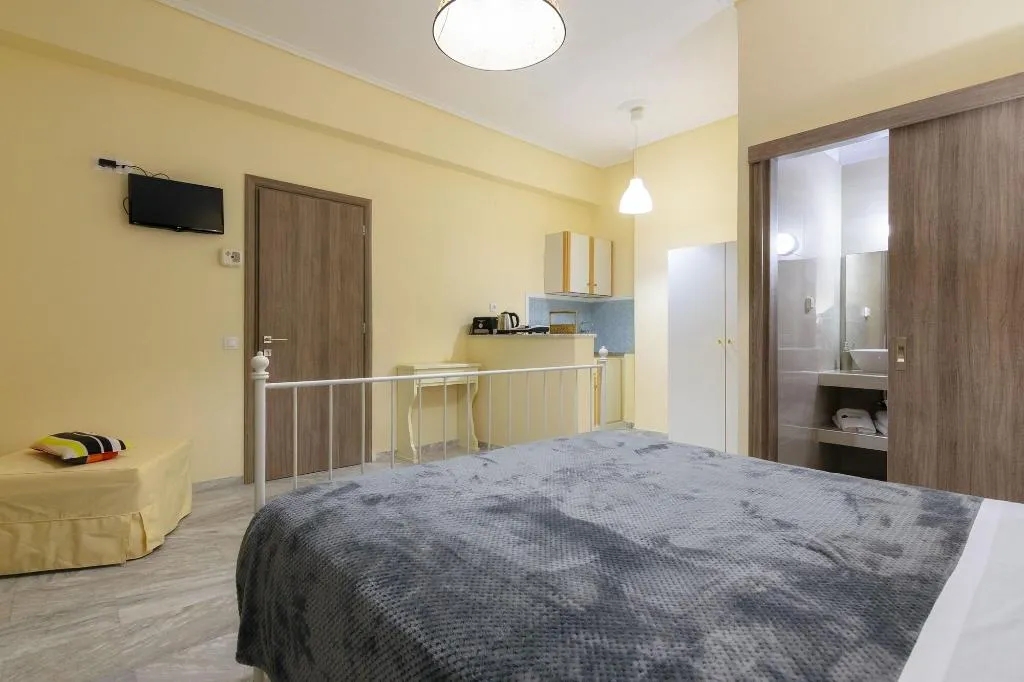 Room, Denise Studios & Apartments, Zante