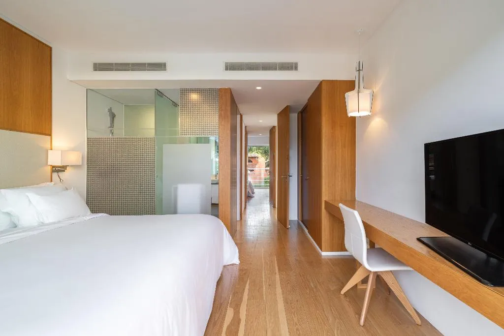 DOUBLE KING SIZE BED Room, Onyria Marinha Cascais, Vignette Collection, Lisbon