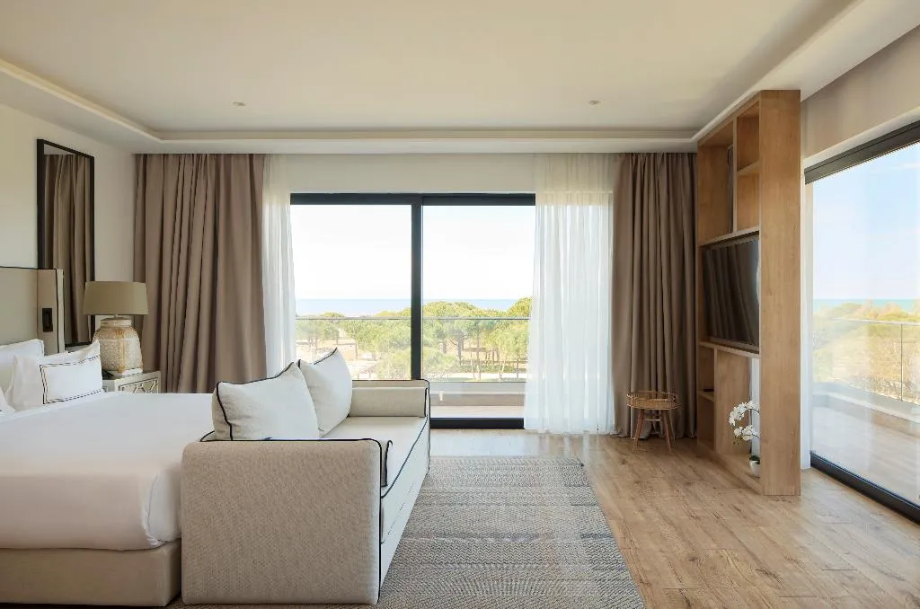 JUNIOR SUITE STANDARD Room, Melia Durres Albania, Durres