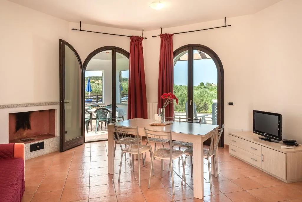 APARTMENT CAPACITY 8 Room, Vista Blu Resort, Alghero