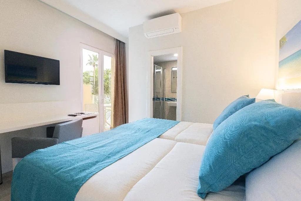 DOUBLE PREMIUM SUPERIOR Room, Invisa Hotel Es Pla, Ibiza