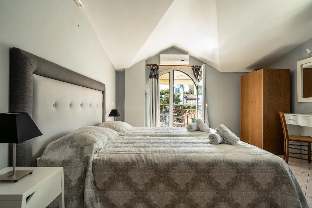 DOUBLE ONE BED Room, Zoi Lixouri, Kefallinia