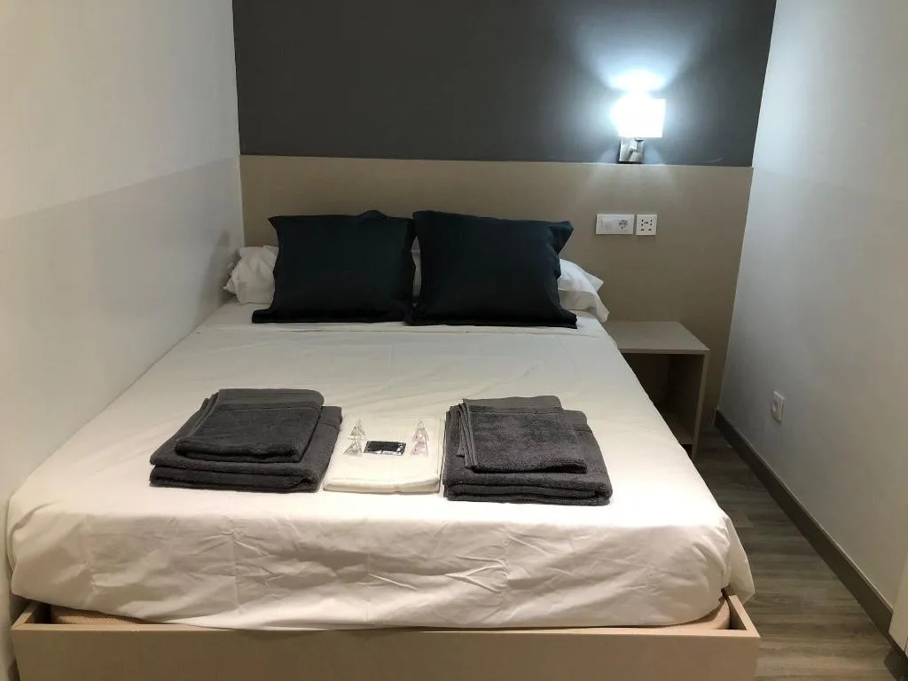 Room, Hostalin Madrid Atocha, Madrid