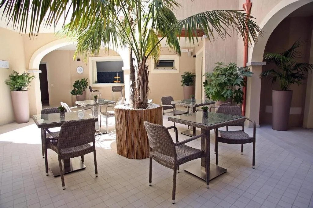 Terrace, Regina Simius Hotel, Cagliari